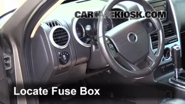 2006 Mercury Mountaineer Convenience 4.0L V6 Fusible (intérieur) Contrôle